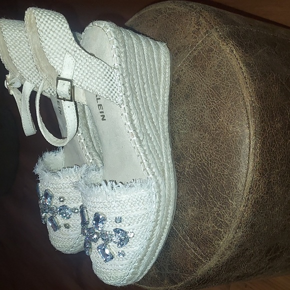 Anne Klein Lenox Espadrille Wedge Sandals - Picture 4 of 14